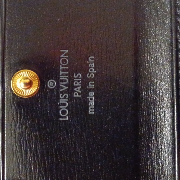 ✨️LOUIS VUITTON EPI LEATHER 6 KEY HOLDER - Picture 12 of 15